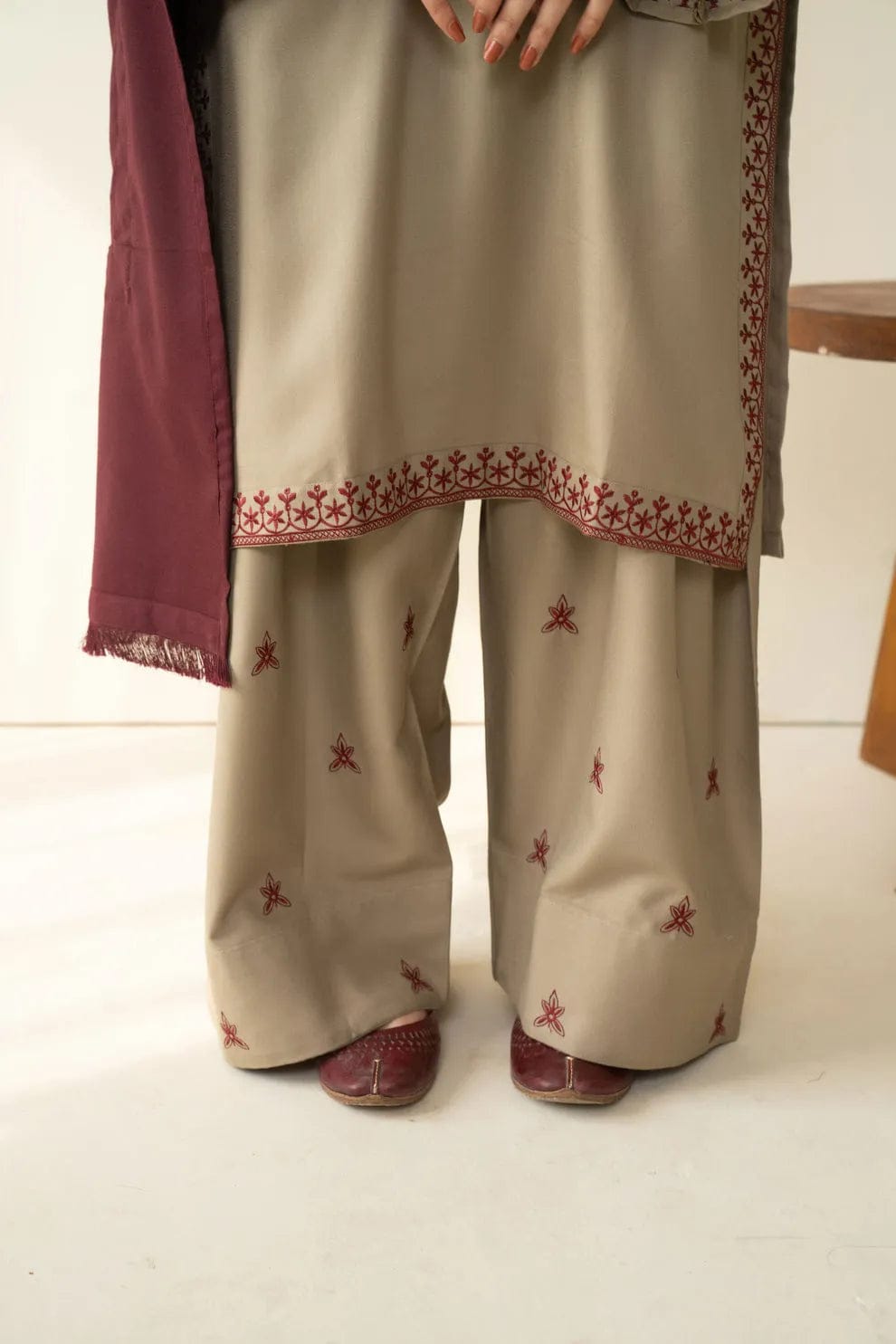 Romaisa Embroidered 3pcs